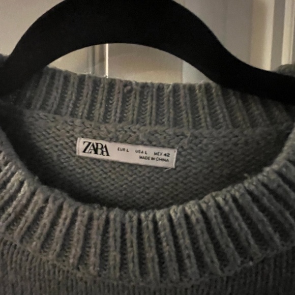 Zara Gray and Green Wool blend Sweater, size L - Picture 2 of 6